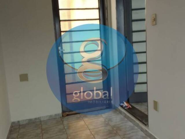 Casa para Locação em Ribeirão Preto - 2