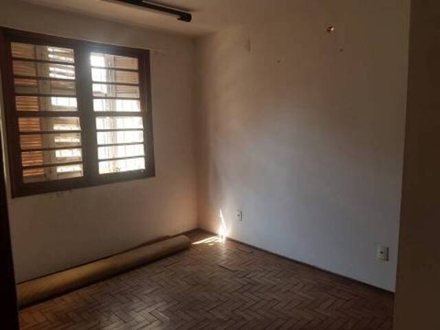 Casa para Locação em Ribeirão Preto - 3