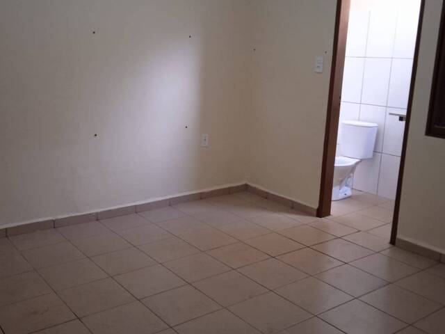 Casa para Locação em Ribeirão Preto - 3