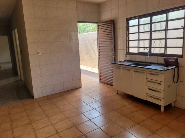 #1676 - Casa para Venda em Ribeirão Preto - SP